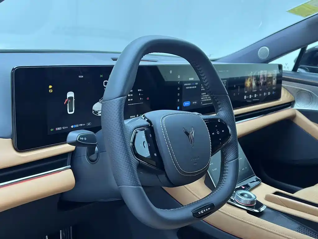 Lantu Chasing Light 2024 PHEV four-wheel drive ultra-long range flagship version купить на сайте DeffCars