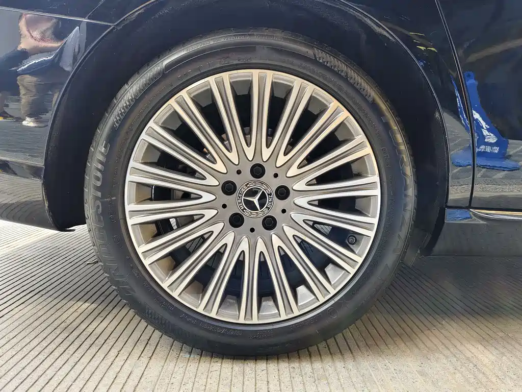 Mercedes-Benz E-Class 2021 E 300 L Luxury Model купить на сайте DeffCars