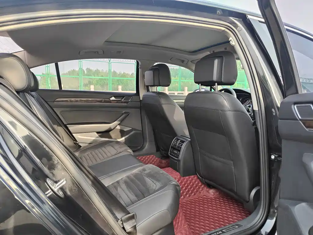 Magotan 2017 330TSI DSG luxury model купить на сайте DeffCars