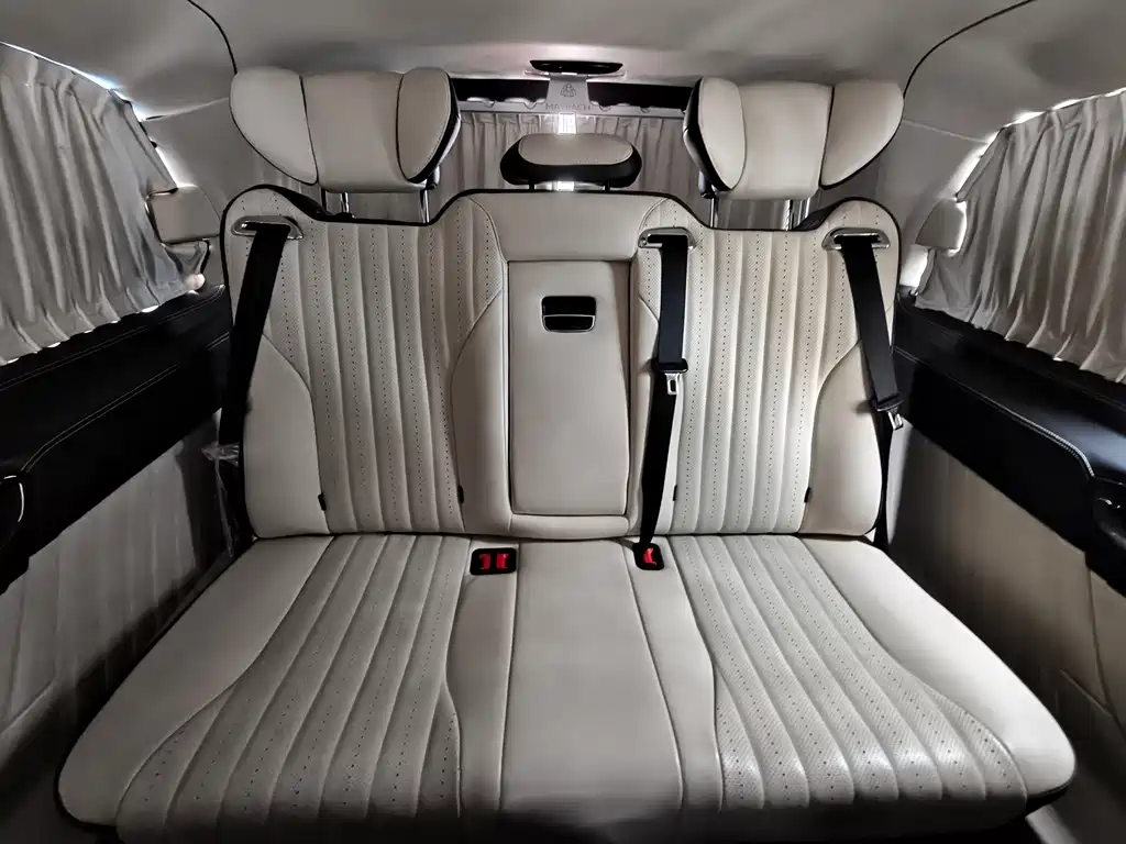 Vito 2023 2.0T Business Edition 7 seats купить на сайте DeffCars