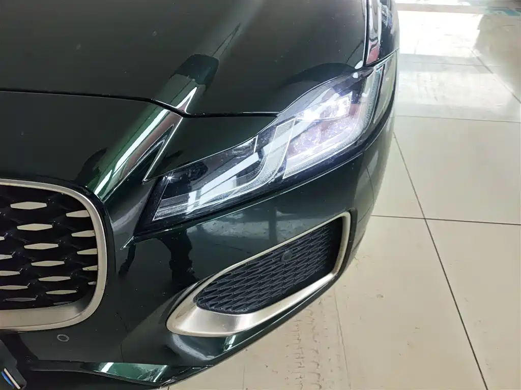 Jaguar XFL 2022 XFL 2.0T P200 2WD Elite Deluxe Edition купить на сайте DeffCars