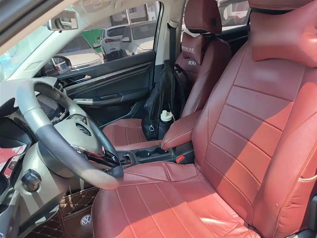 Bora 2021 1.5L Automatic Elite Intelligent Edition купить на сайте DeffCars