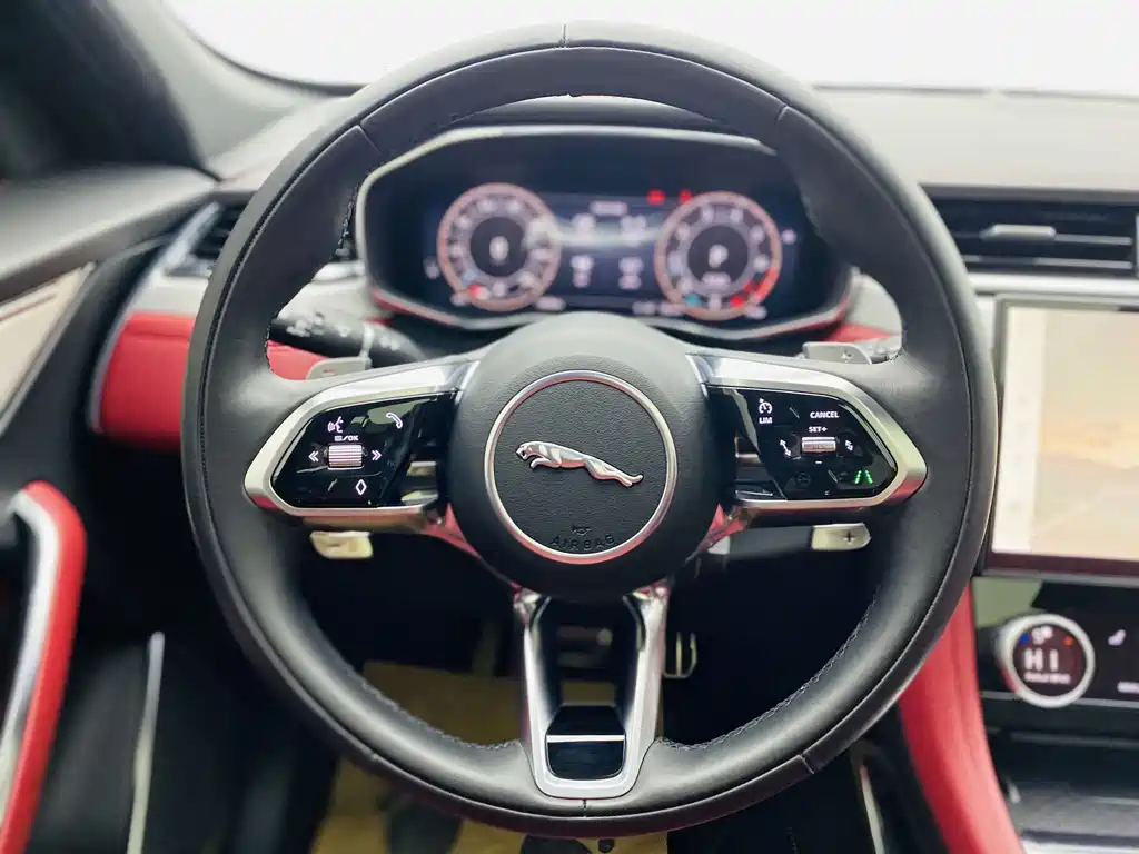Jaguar F-PACE 2024 P250 R-Dynamic SE купить на сайте DeffCars