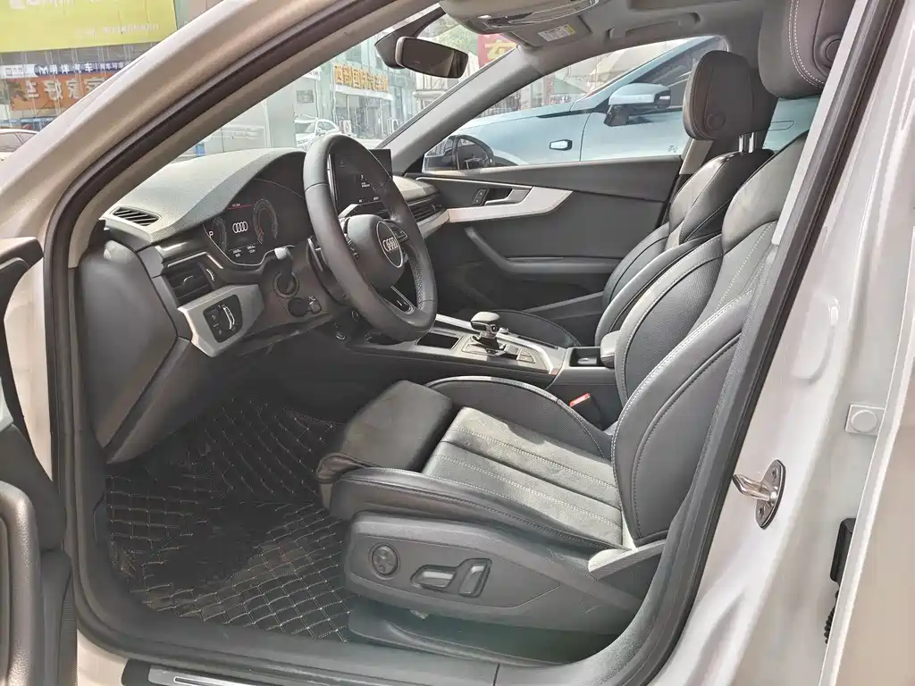 Audi A4L 2023 40 TFSI Fashionable and Dynamic купить на сайте DeffCars