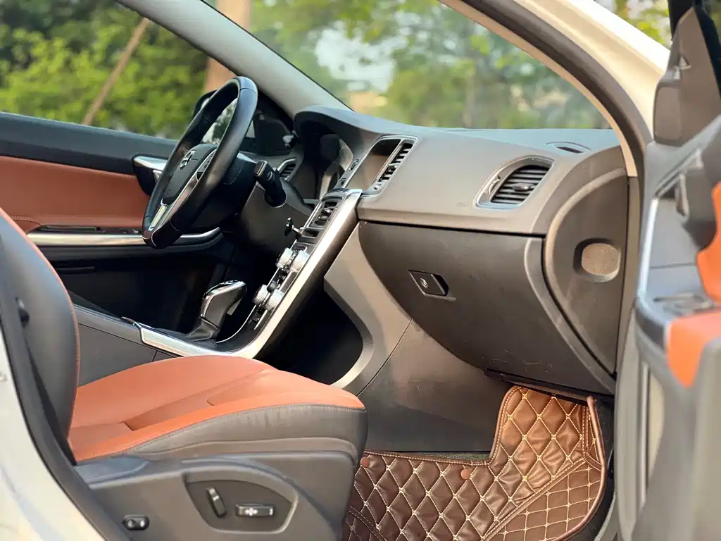 Volvo S60 2019 S60L facelift T5 Smart Elite Edition купить на сайте DeffCars