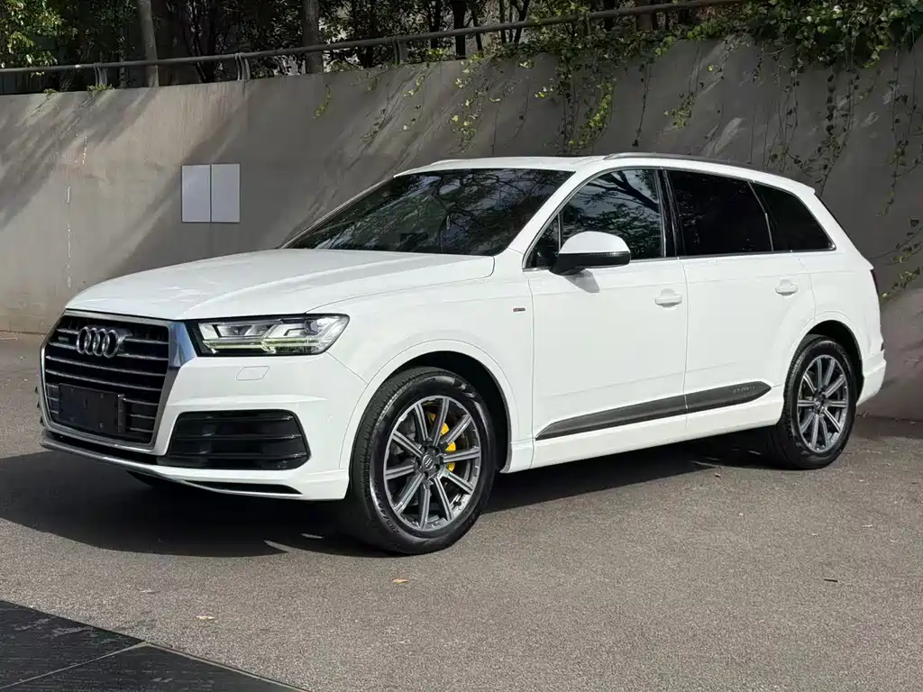 Audi Q7 2016 45 TFSI S line sports model купить на сайте DeffCars