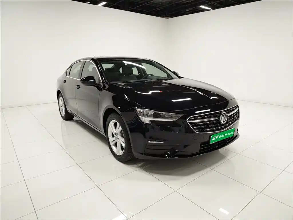 Regal 2023 552T smart model купить на сайте DeffCars