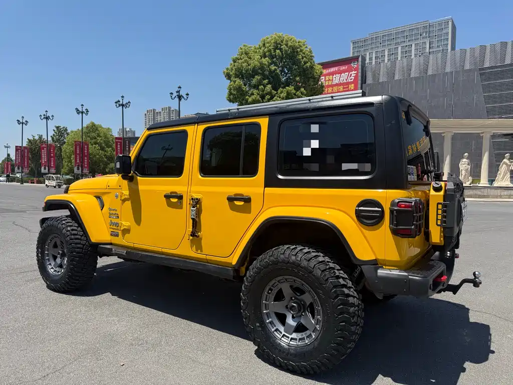 Wrangler 2021 2.0T Sahara four-door version купить на сайте DeffCars