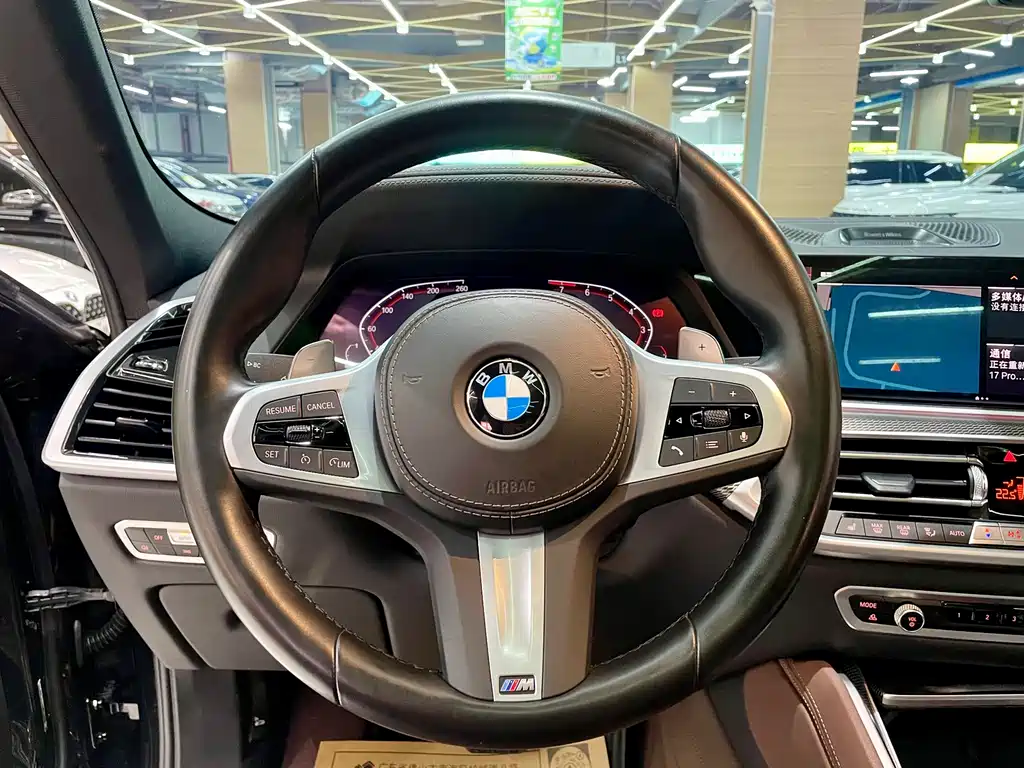 BMW X6 2022 facelift second xDrive40i M sports package купить на сайте DeffCars