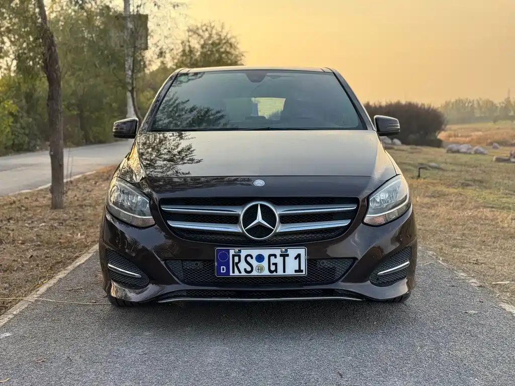 Mercedes-Benz B-Class 2015 B 200 Dynamic купить на сайте DeffCars
