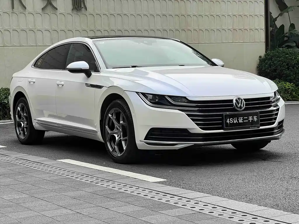 FAW-Volkswagen CC 2020 330TSI Charming Edition National VI купить на сайте DeffCars