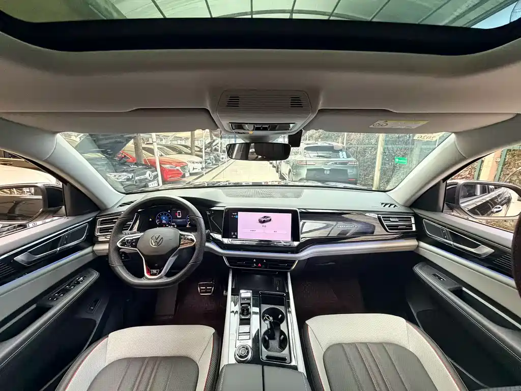 Touron 2024 Touron X 380TSI four-wheel drive luxury version купить на сайте DeffCars