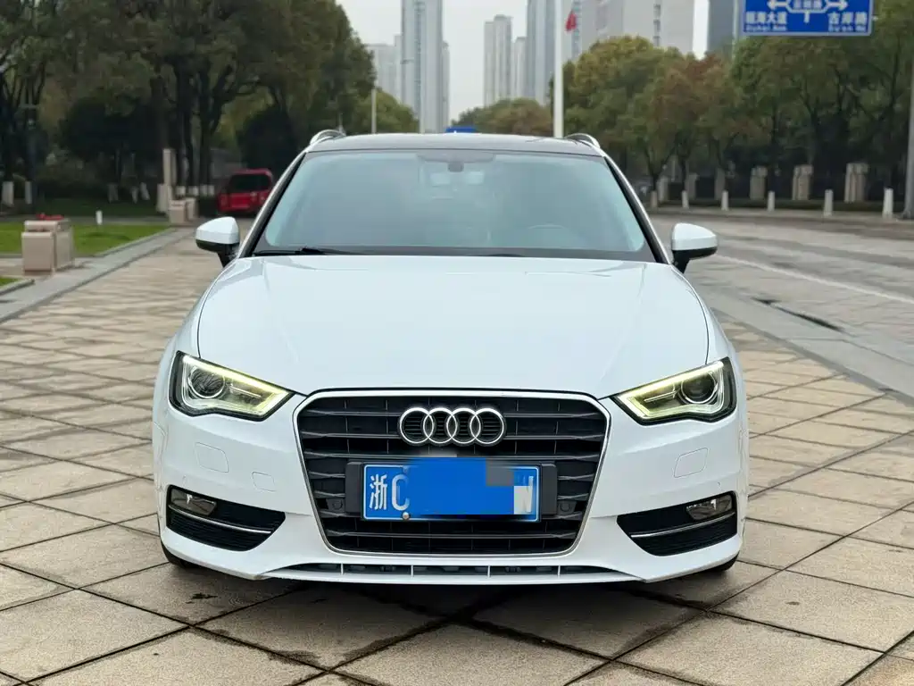 Audi A3 2016 Sportback 40 TFSI Fashion купить на сайте DeffCars