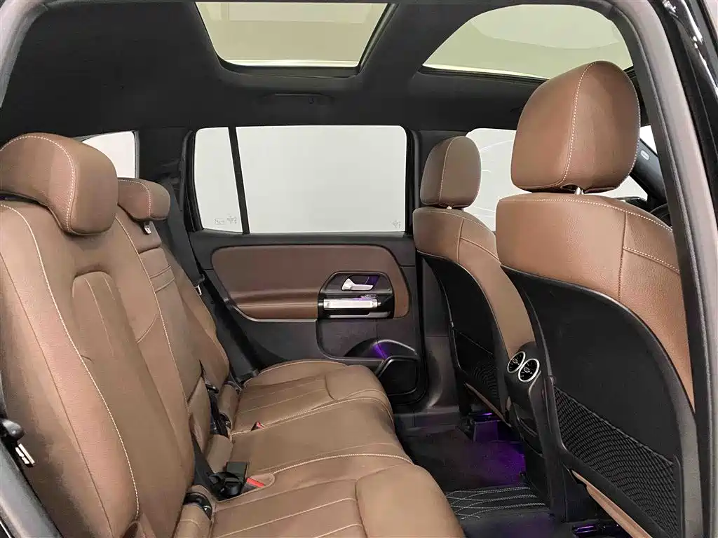 Mercedes-Benz GLB 2024 GLB 220 Dynamic купить на сайте DeffCars