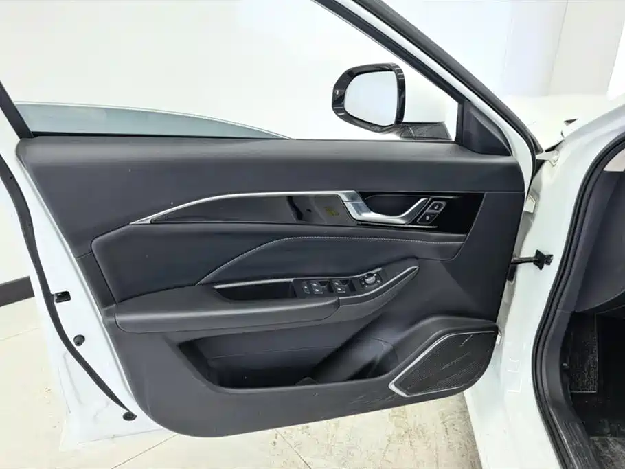 Pentium B70 2022 third generation 1.5T automatic enjoyment model купить на сайте DeffCars