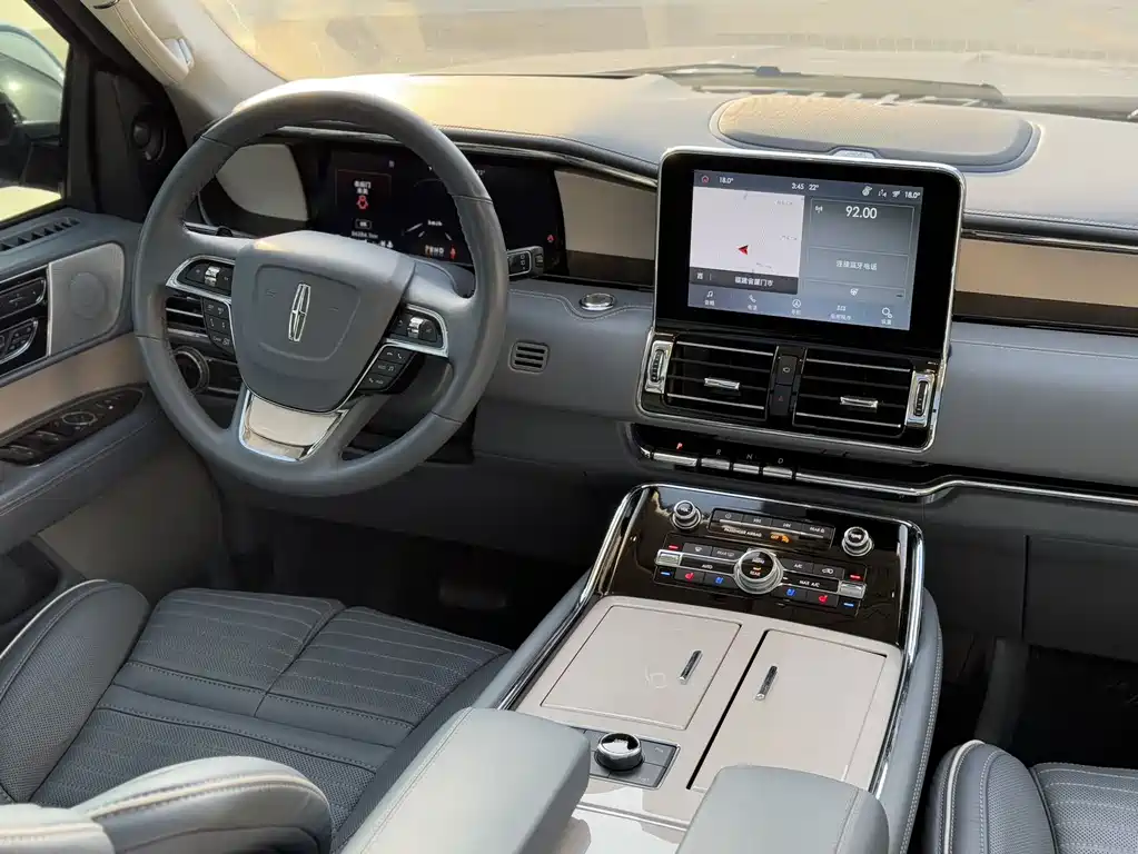 Navigator 2020 3.5T Long Axis Presidential Edition купить на сайте DeffCars