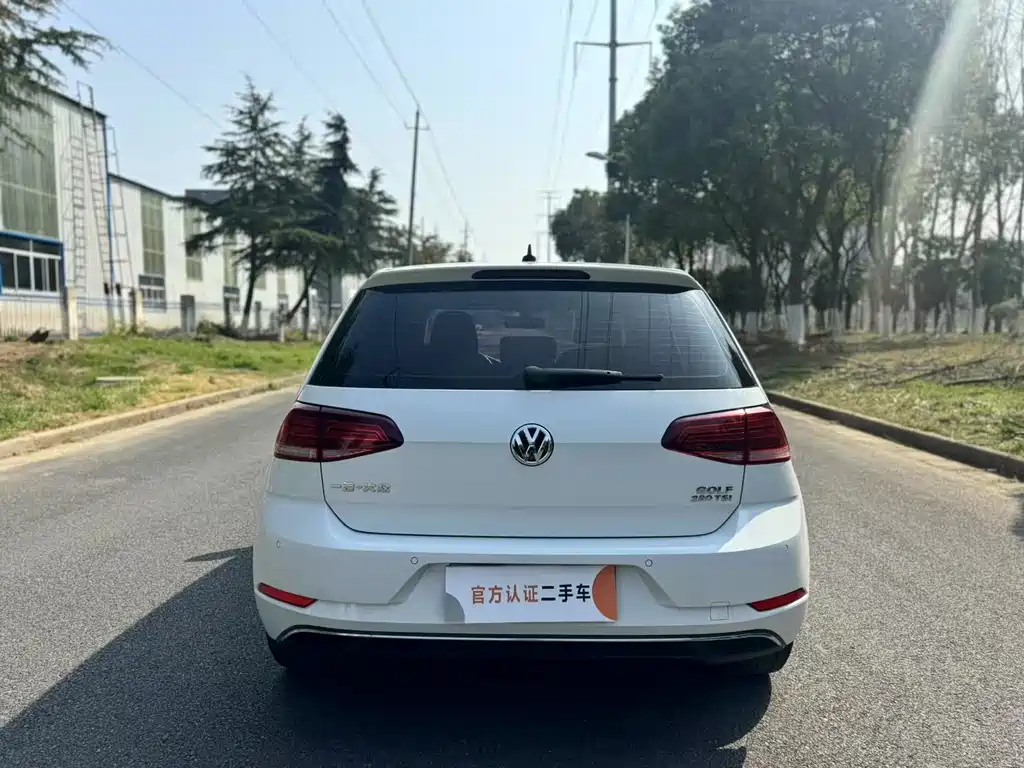Golf 2019 280TSI DSG comfort model National VI купить на сайте DeffCars