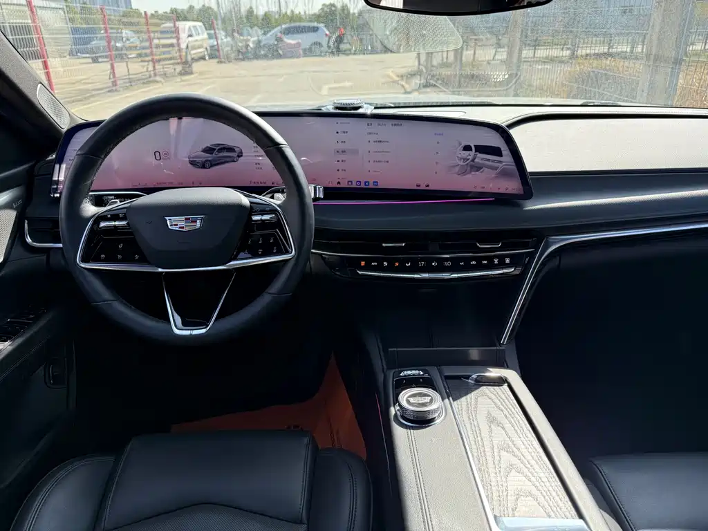 Cadillac CT6 2023 28T luxury model купить на сайте DeffCars