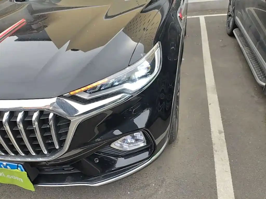 Hongqi HS5 2019 2.0T Zhilian Qixiang four-wheel drive version купить на сайте DeffCars