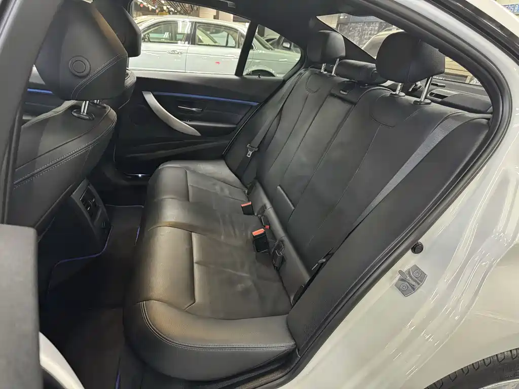 BMW 3 Series 2018 320i M Sports Package купить на сайте DeffCars