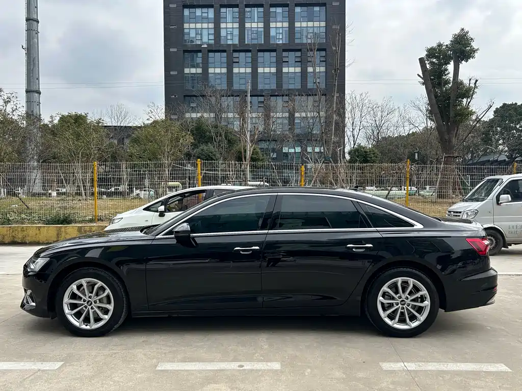 Audi A6L 2024 40 TFSI luxury and elegant model купить на сайте DeffCars