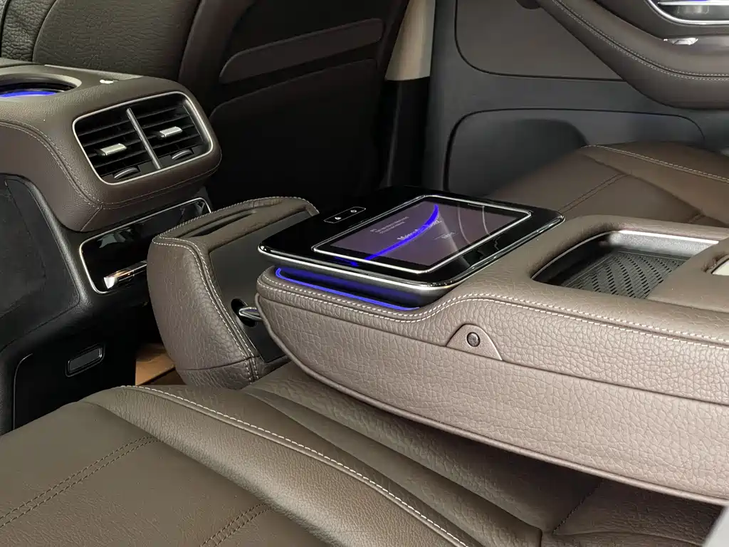 Mercedes gls 2022 450 4MATIC Luxury Edition купить на сайте DeffCars