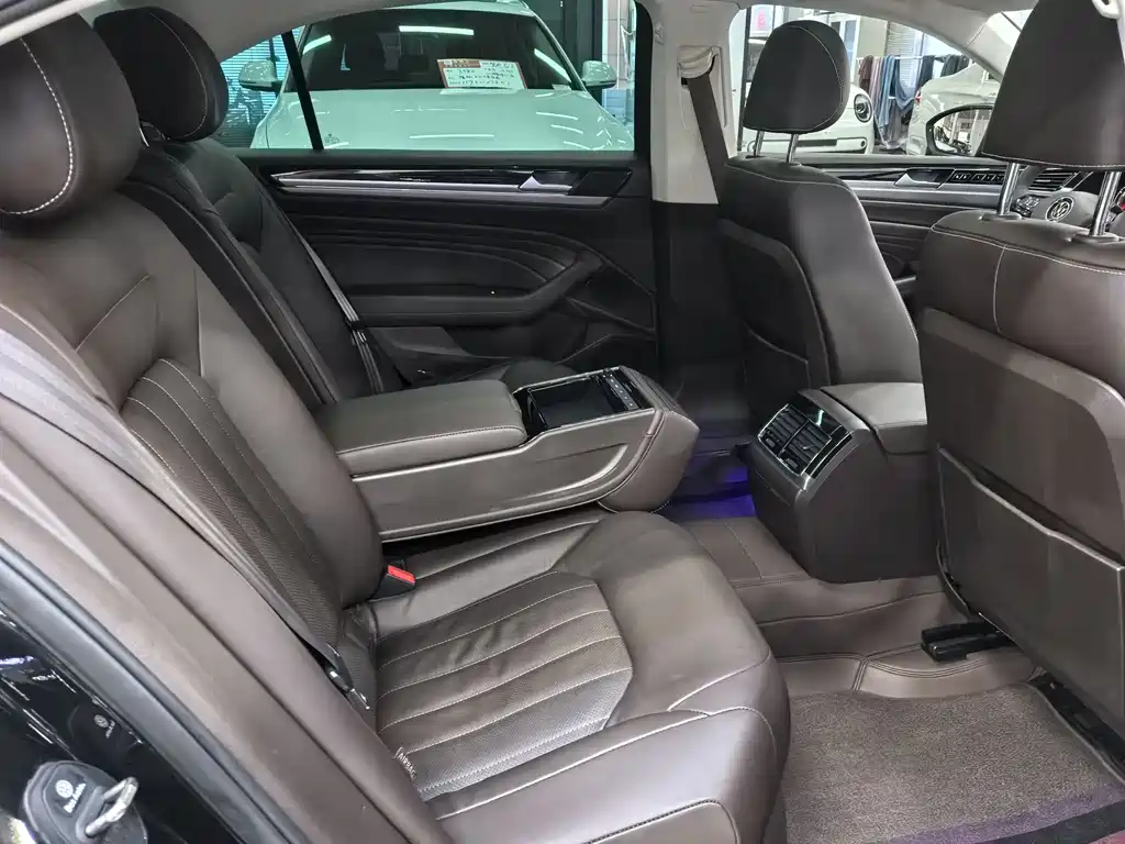Huiang 2021 380TSI Deluxe Edition купить на сайте DeffCars