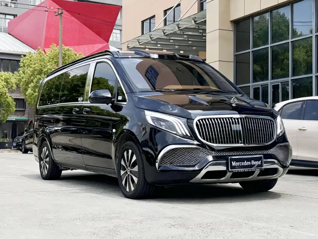 Vito 2023 2.0T Business Edition 7 seats купить на сайте DeffCars
