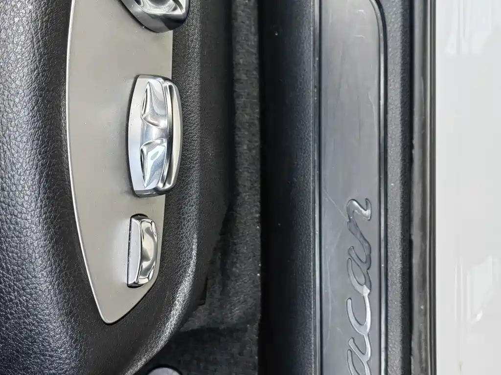 Macan 2021 Macan 2.0T купить на сайте DeffCars