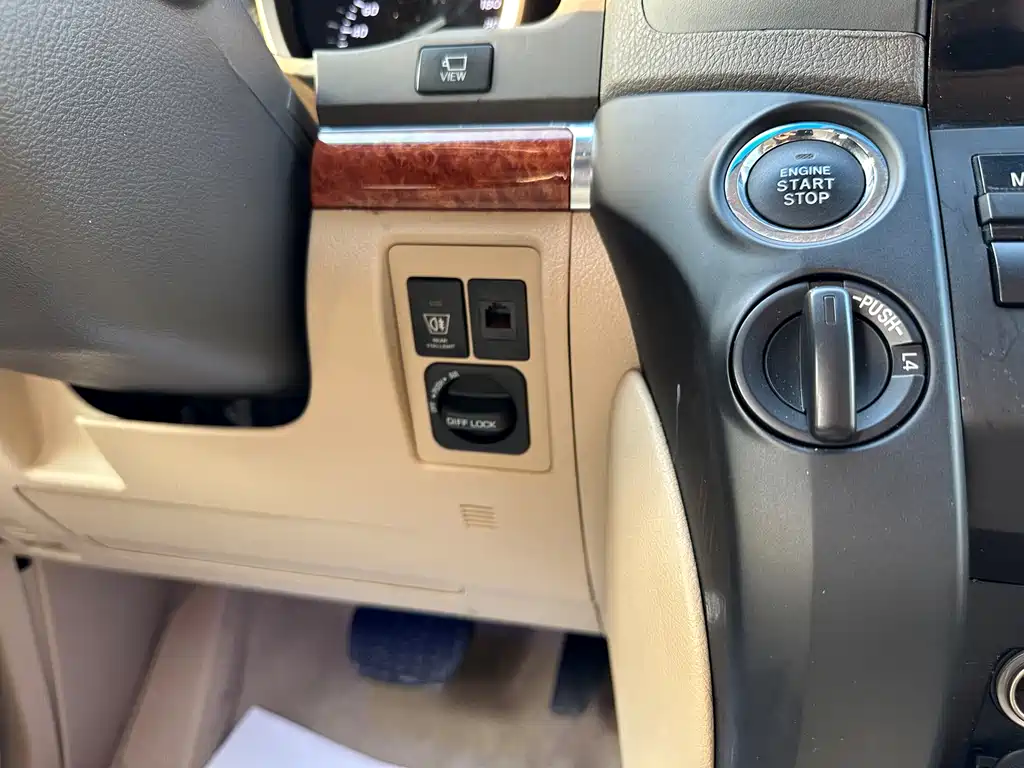 Land Cruiser imported 2015 4.0L V6 Middle East Limited Edition купить на сайте DeffCars