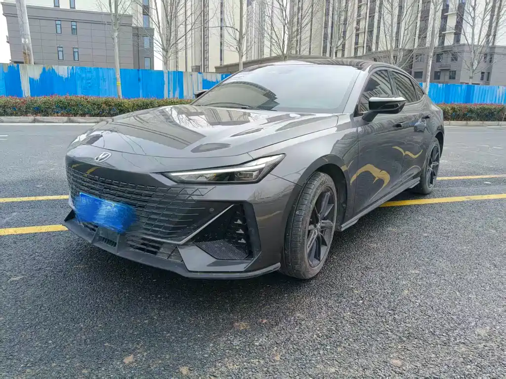 Changan UNI-V 2023 1.5T exclusive model купить на сайте DeffCars