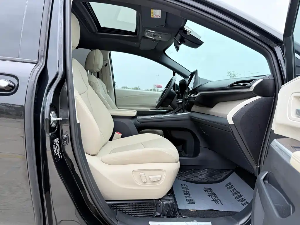 Grevia 2022 2.5L Hybrid Premium Edition купить на сайте DeffCars