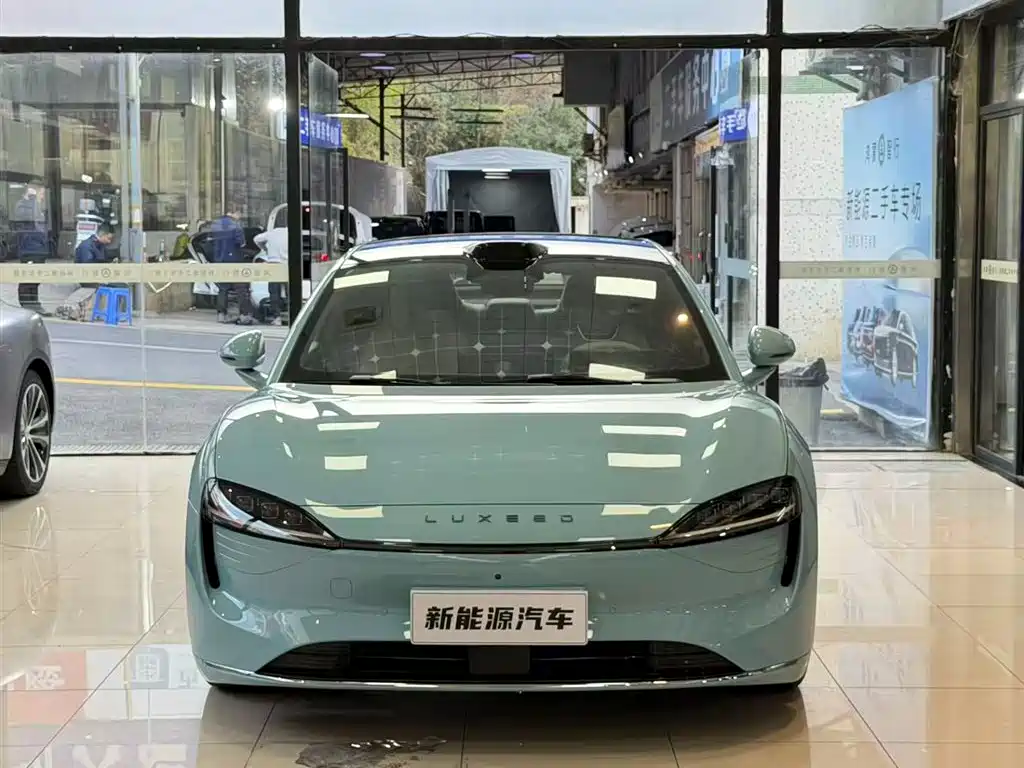 Zhijie S7 2025 model 705km Max купить на сайте DeffCars