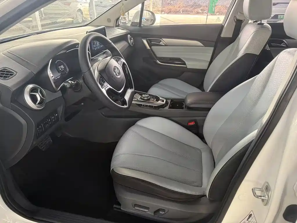 Beijing EU5 2018 R550 Smart Edition купить на сайте DeffCars