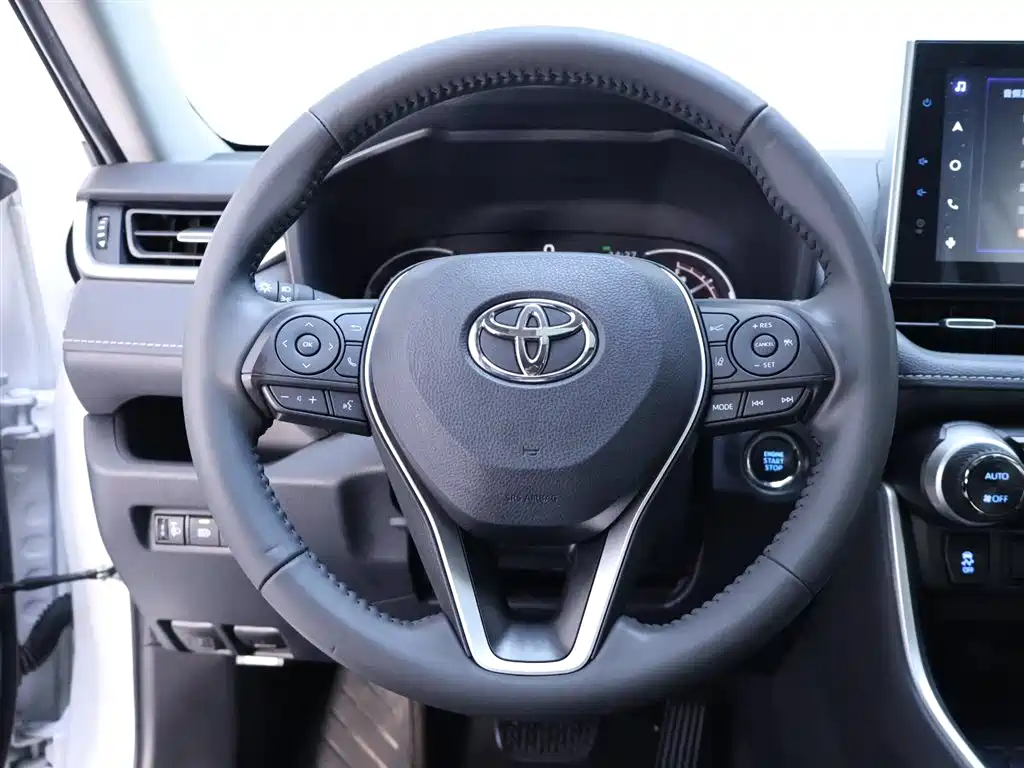 RAV4 Rongfang 2021 2.0L CVT two-wheel drive fashion PLUS version купить на сайте DeffCars