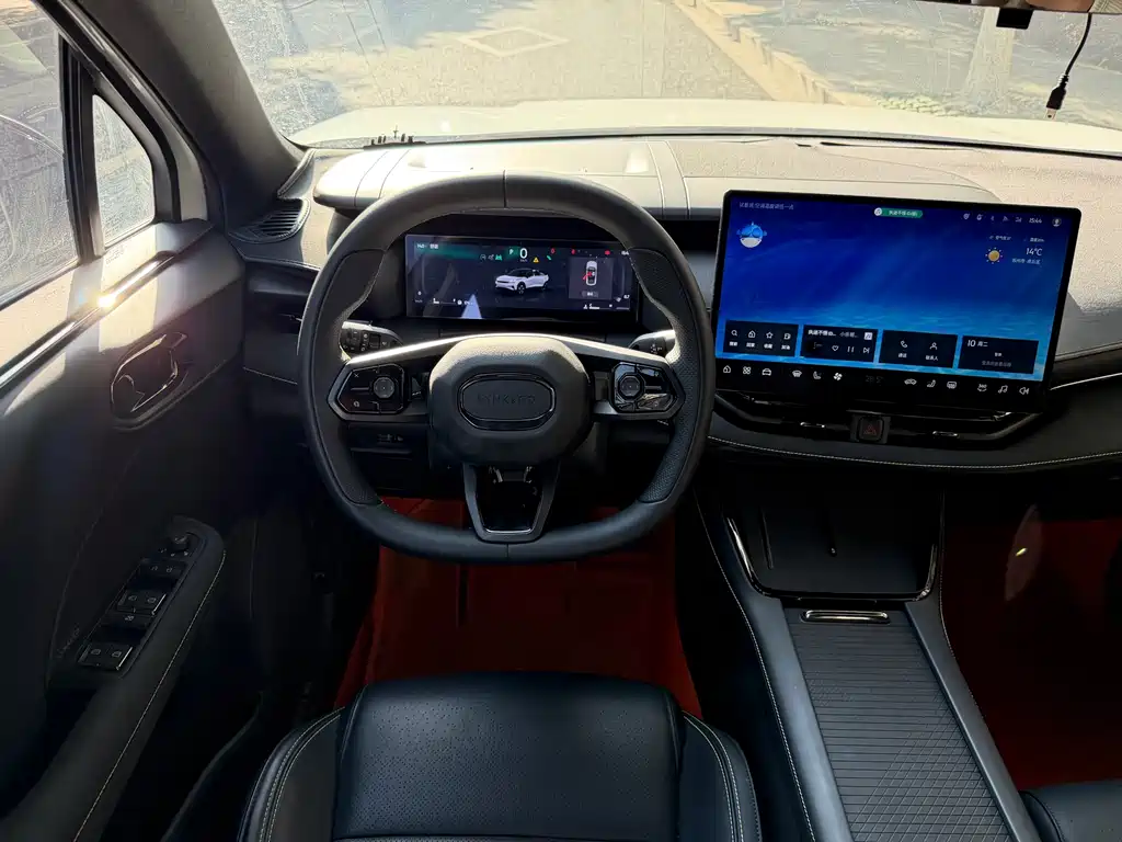 Lynk & Co 06 2025 Renew 1.5T Halo купить на сайте DeffCars