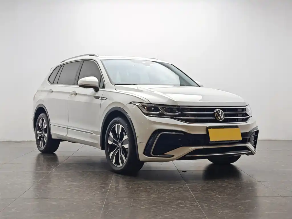 Tiguan L 2023 330TSI automatic two-wheel drive R-Line flagship version купить на сайте DeffCars