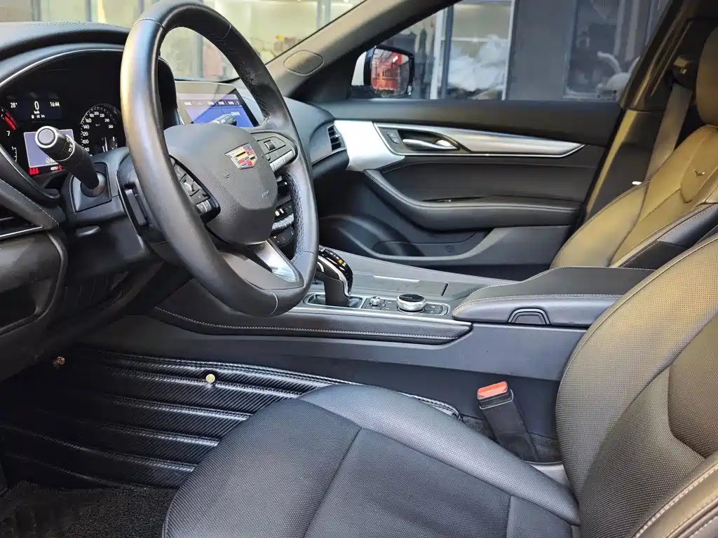 Cadillac CT5 2021 28T luxury model купить на сайте DeffCars