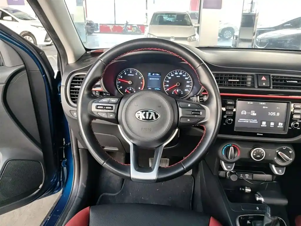 KX CROSS 2018 1.6L automatic smart sunroof version купить на сайте DeffCars