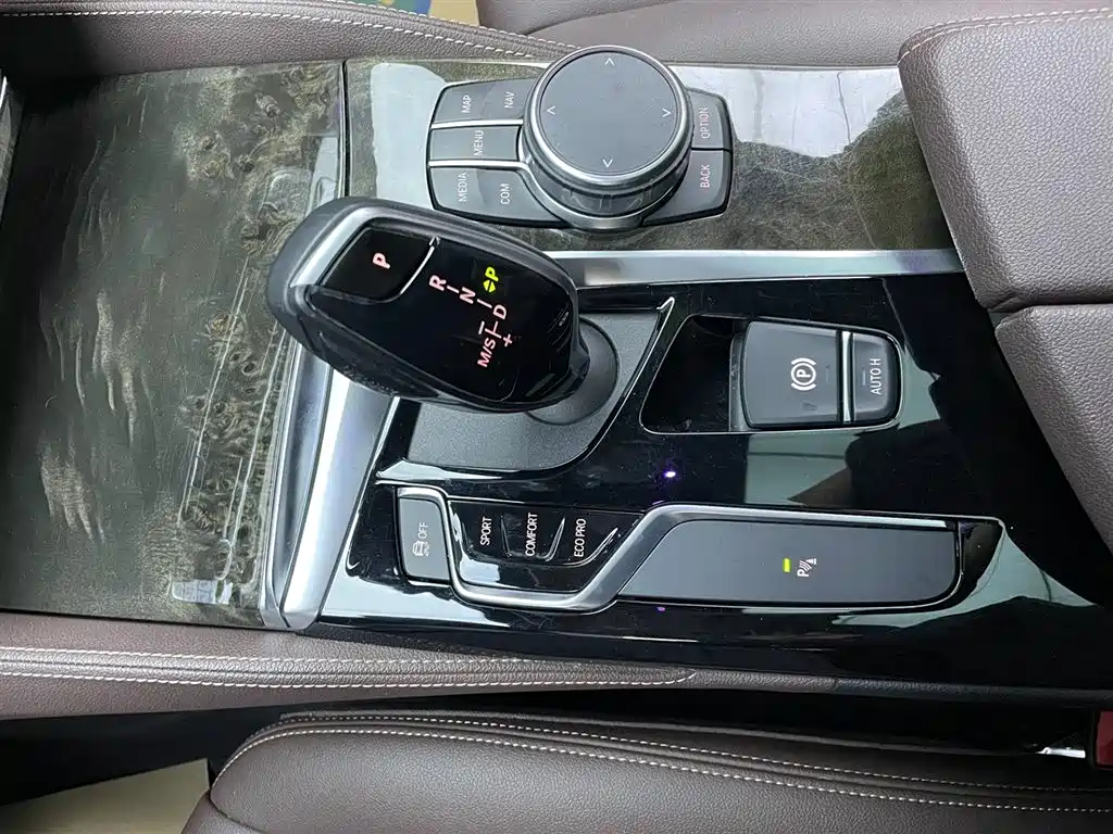 BMW 5 Series 2019 facelift 525Li M Sports Package купить на сайте DeffCars