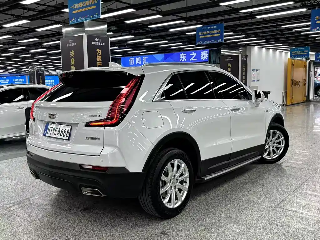 Cadillac XT4 2018 28T two-wheel drive technology купить на сайте DeffCars
