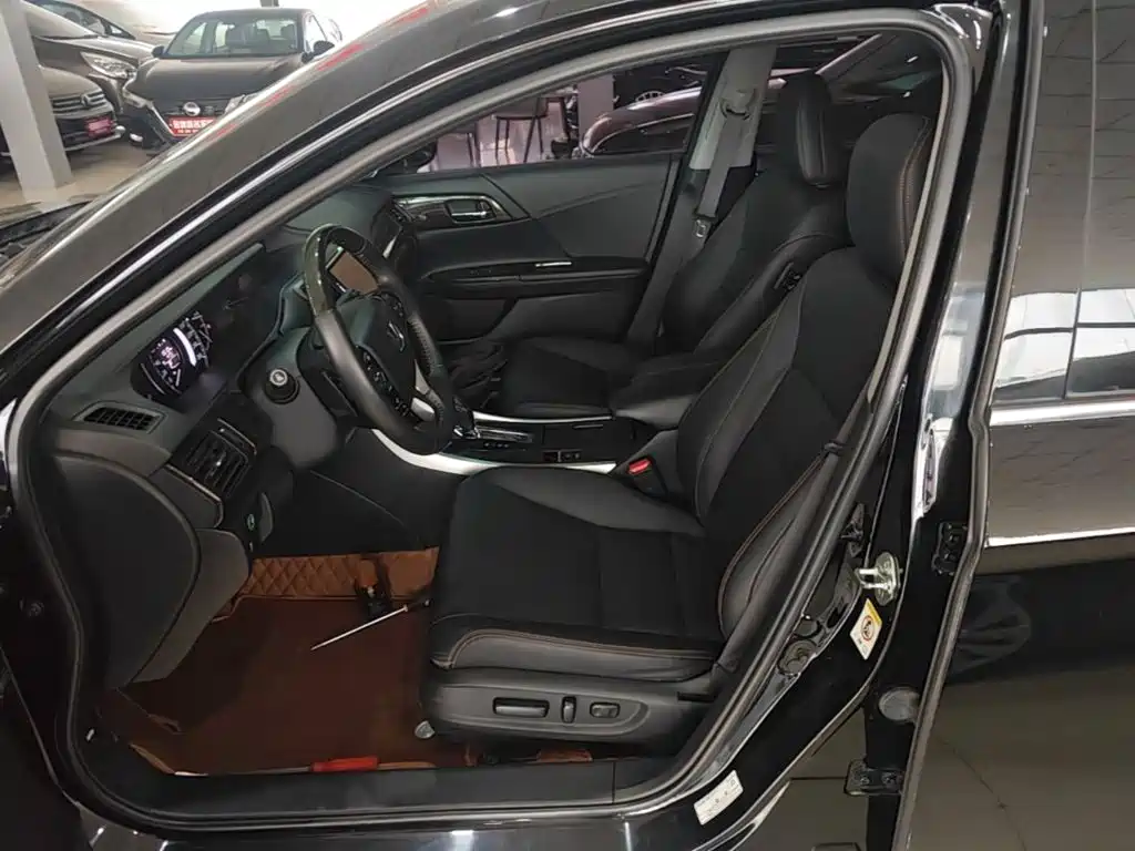Accord 2014 3.0L VTI Premium Edition купить на сайте DeffCars