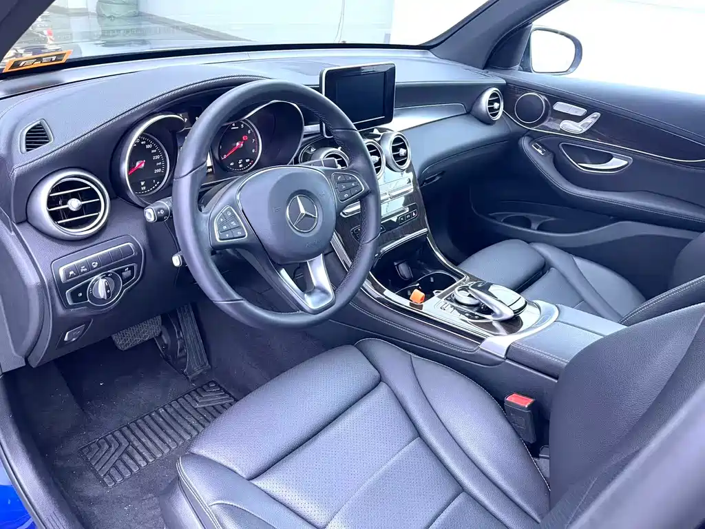 Mercedes-Benz GLC 2019 GLC 260 L 4MATIC luxury model купить на сайте DeffCars
