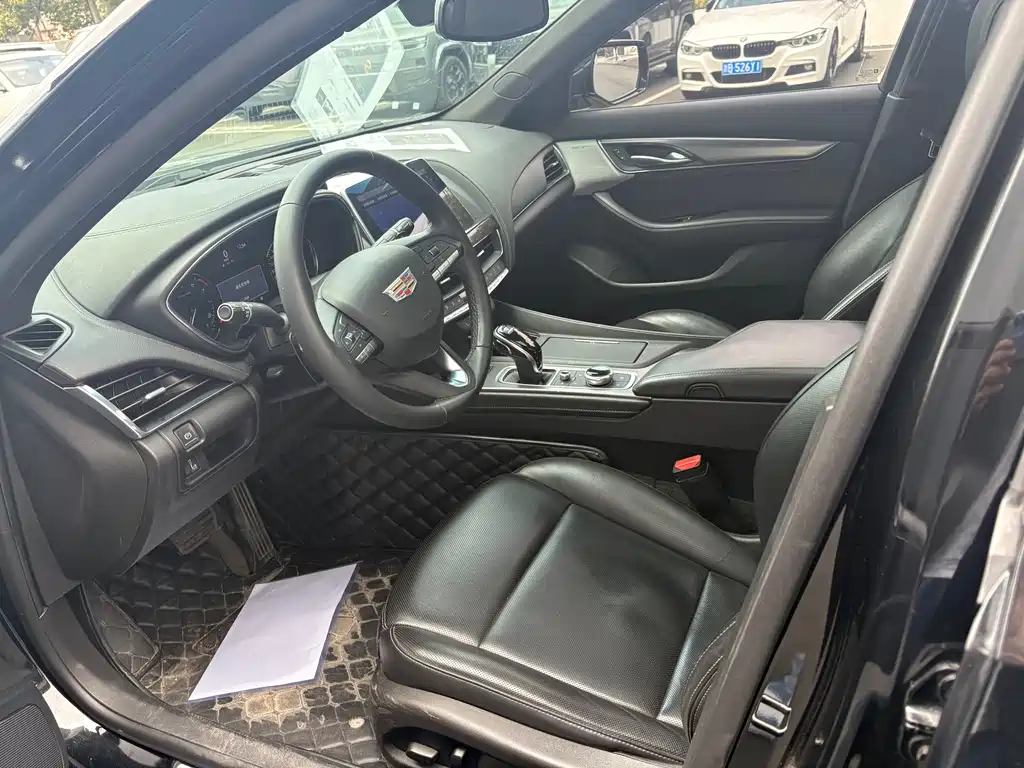 Cadillac CT5 2021 28T Fashion Model купить на сайте DeffCars