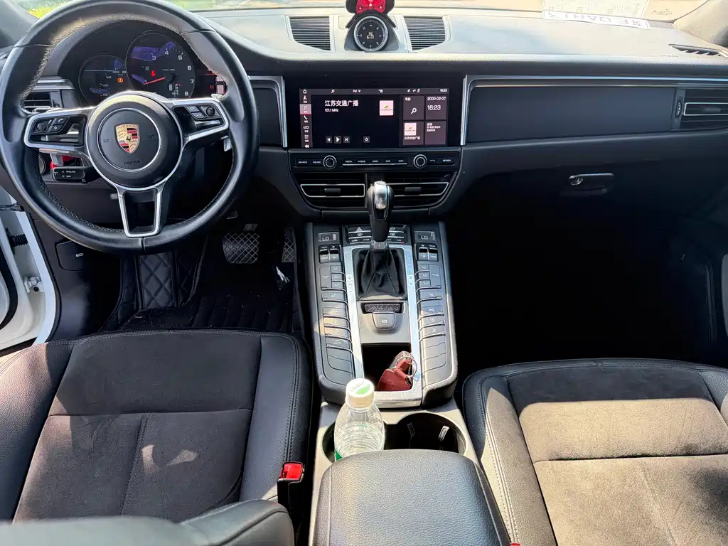 Macan 2018 Macan 2.0T купить на сайте DeffCars