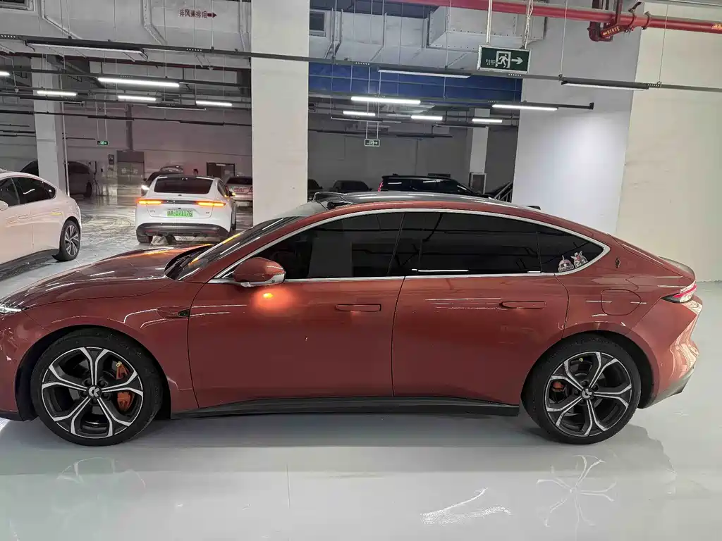 NIO ET5 2022 model 100kWh купить на сайте DeffCars