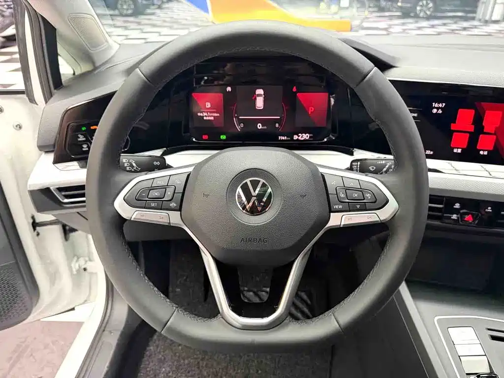 Golf 2023 280TSI DSG Pro купить на сайте DeffCars