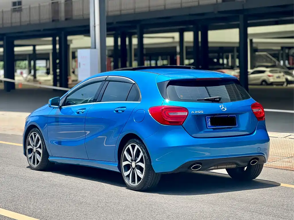 Mercedes-Benz A-Class Import 2015 A 200 Fashion Model купить на сайте DeffCars