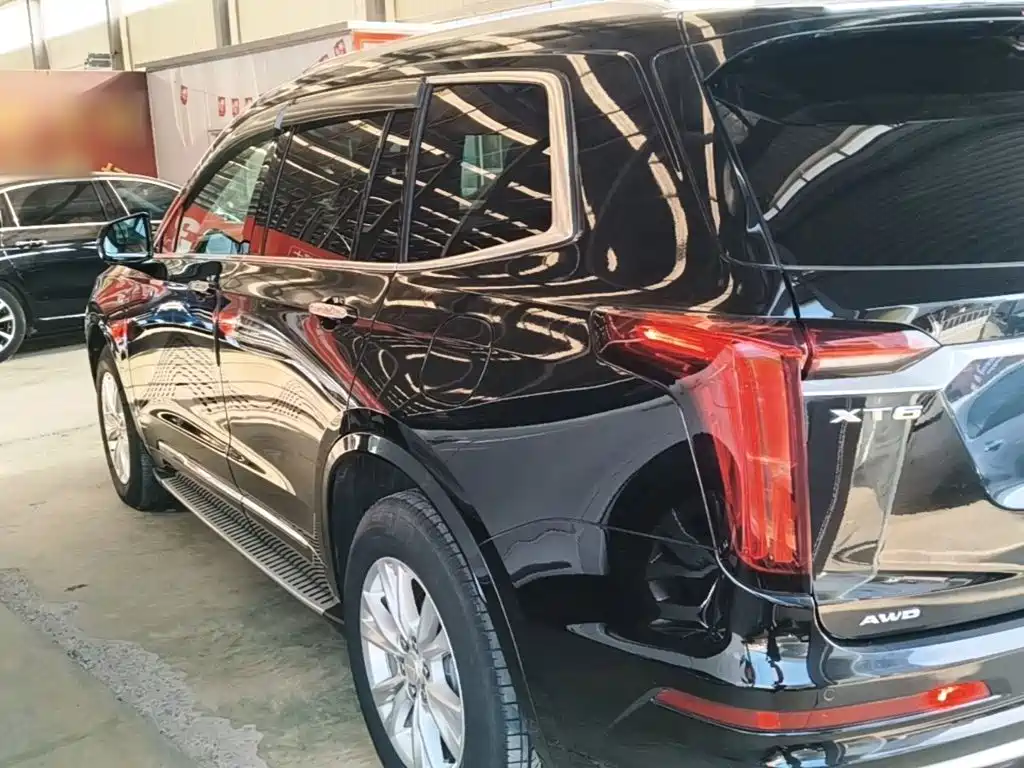 Cadillac XT6 2021 2.0T six-seat four-wheel drive stylish model купить на сайте DeffCars