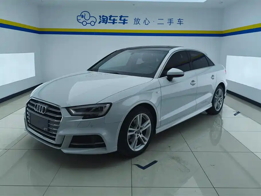 Audi A3 2020 Limousine 35 TFSI Fashion Type National VI купить на сайте DeffCars